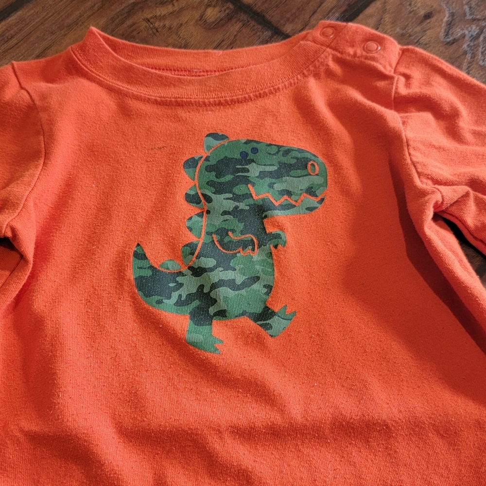 CLOSET CLEAR OUT ITEM - Picture 3 of 7